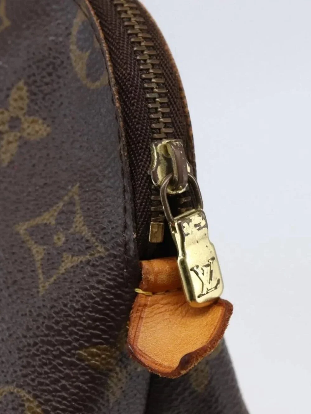 LOUIS VUITTON Monogram Pochette Cosmetic PM Pouch M43998 LV Auth